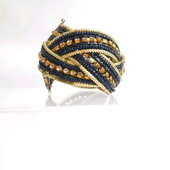 𝅺NAVY and Gold Toned Beaded Twist Bangle - Picture 2 of 5